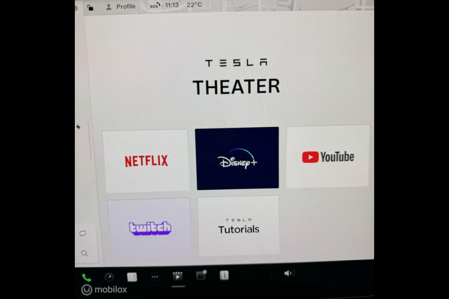 Tesla Model Y RWD BLAUW MiC 60KWH AMD RYZEN MMX PACK