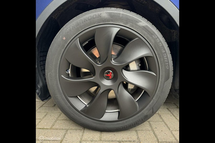 Tesla Model Y RWD BLAUW MiC 60KWH AMD RYZEN MMX PACK