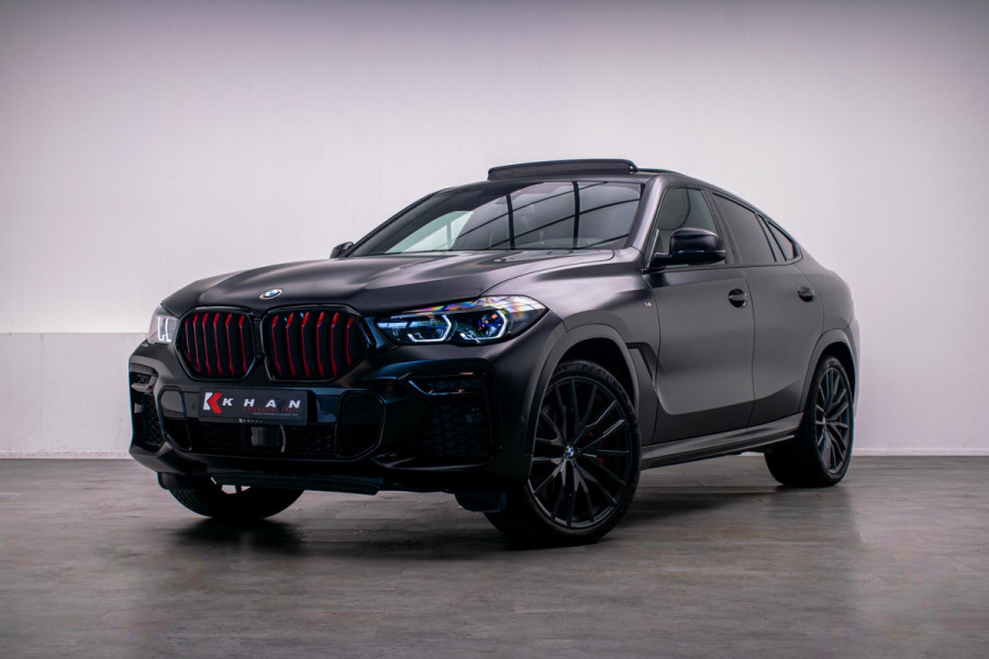 BMW X6 M50i Black Vermilion Edition | VERKOCHT