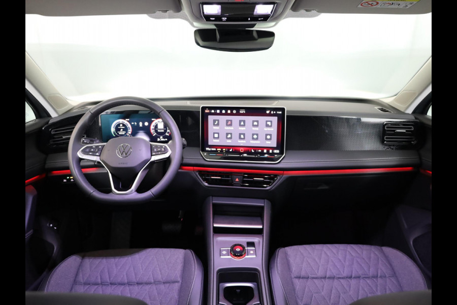 Volkswagen Tiguan 1.5 eHybrid Life PHEV 204PK | Assistentie pakket | Stoelverwarming voor+achter | 18"Lm velgen |