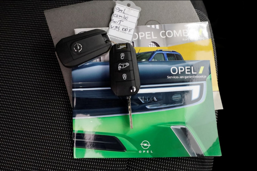 Opel Combo 1.2 PureTech 110pk Benzine L2H1 Airco/Navi/Camera 01-2024