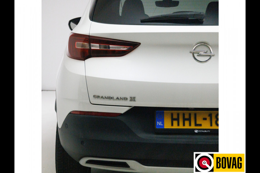 Opel Grandland X 1.6 Turbo Hybrid4 Innovation 300 PK | Leder | Led | Elec. stoel met geheugen | Stoelverw. en koeling Camera, PDC, 360 Camera