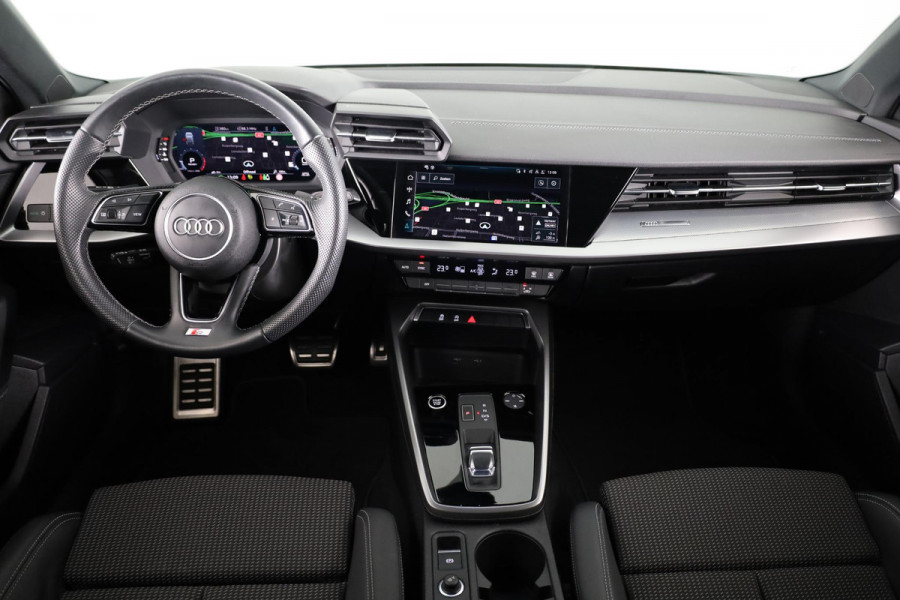 Audi A3 Sportback 30 TFSI S edition 110 pk S-tronic | Verlengde garantie | Navigatie | Parkeersensoren achter | Cruise control | Full-LED koplampen | S-line |