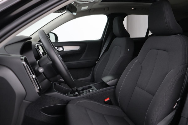 Volvo XC40 1.5 T4 Recharge Inscription | Panoramadak | Stoel & stuurverwarming | Carplay | Camera | Navigatie | Full LED | Parkeerhulp