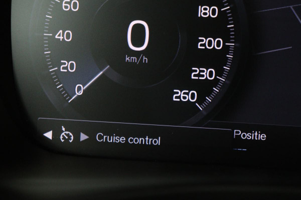 Volvo XC40 1.5 T4 Recharge Inscription | Panoramadak | Stoel & stuurverwarming | Carplay | Camera | Navigatie | Full LED | Parkeerhulp