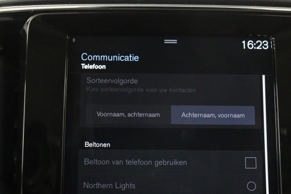 Volvo XC40 1.5 T4 Recharge Inscription | Panoramadak | Stoel & stuurverwarming | Carplay | Camera | Navigatie | Full LED | Parkeerhulp