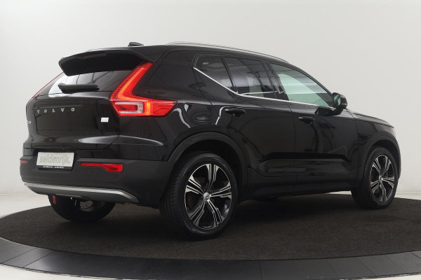 Volvo XC40 1.5 T4 Recharge Inscription | Panoramadak | Stoel & stuurverwarming | Carplay | Camera | Navigatie | Full LED | Parkeerhulp