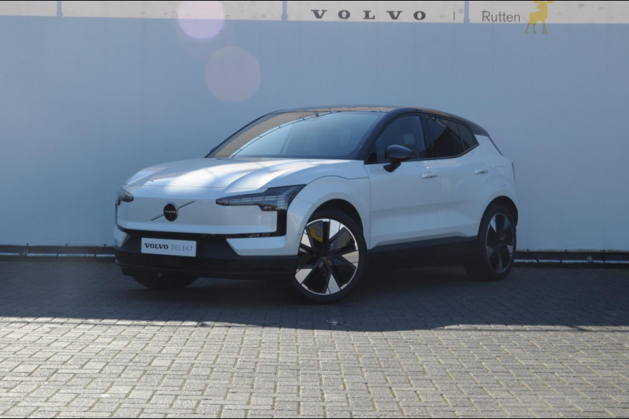 Volvo EX30 428PK Automaat Twin Motor Performance Ultra / 360 graden camera / Pilot assist / Park assist / Panoramadak / Voorstoelen en stuurwiel verwarmd / Elektrisch verstelbare stoelen /