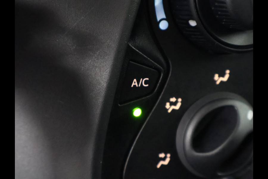 Toyota Aygo 1.0 VVT-i X-Fun Bi-Tone | Airco | Bluetooth | Privacy Glass |