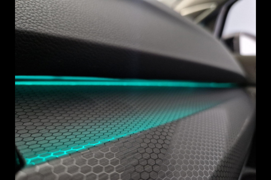 Volkswagen Golf 2.0 TSI GTI | Stoelventilatie | Harman/Kardon | IQ Light | LED | Memory | DAB |