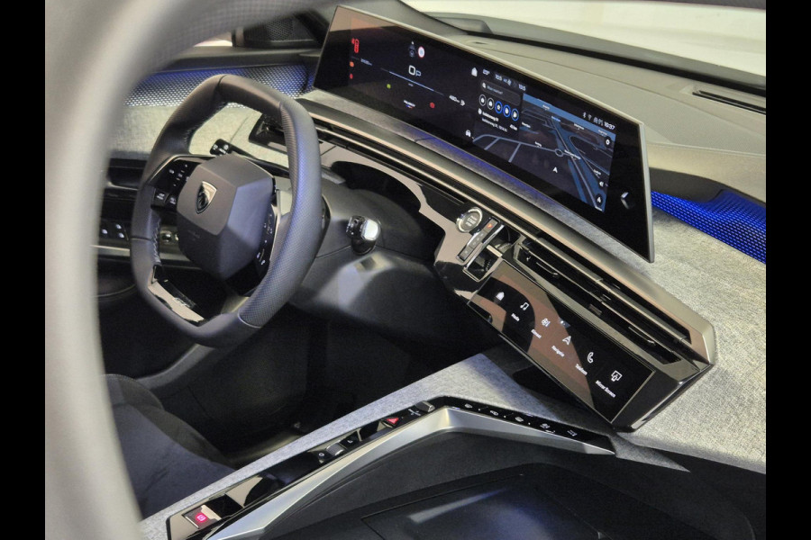 Peugeot 3008 1.2 Hybrid 136 GT Automaat | Navigatie | 360° camera | Kofferklep elektrisch | Stoel/Stuurverwarming | Apple Carplay/Android Auto Draadloos |