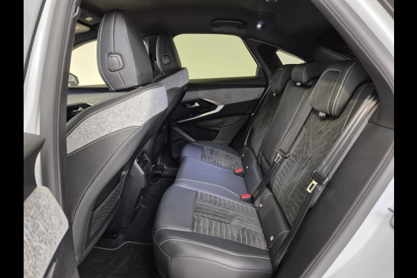 Peugeot 3008 1.2 Hybrid 136 GT Automaat | Navigatie | 360° camera | Kofferklep elektrisch | Stoel/Stuurverwarming | Apple Carplay/Android Auto Draadloos |