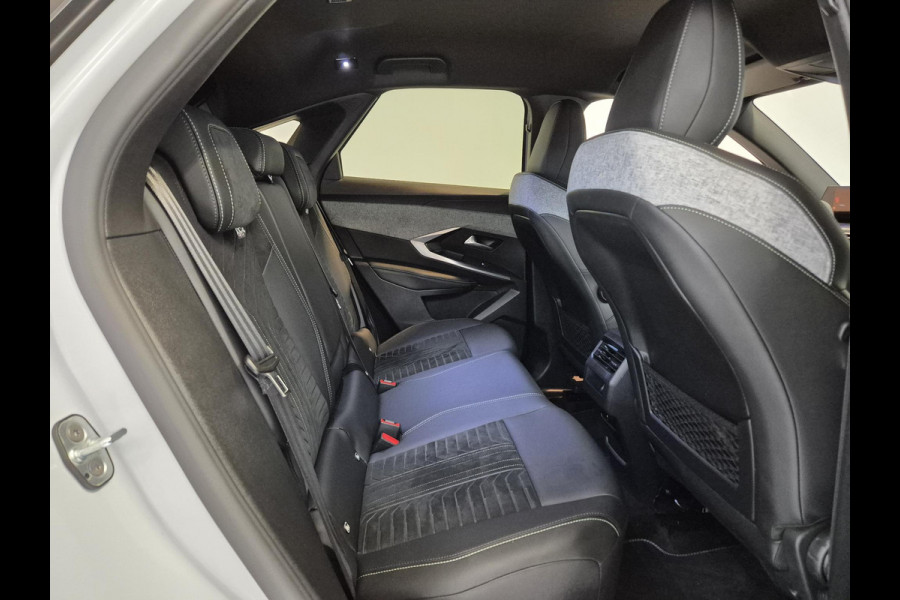 Peugeot 3008 1.2 Hybrid 136 GT Automaat | Navigatie | 360° camera | Kofferklep elektrisch | Stoel/Stuurverwarming | Apple Carplay/Android Auto Draadloos |