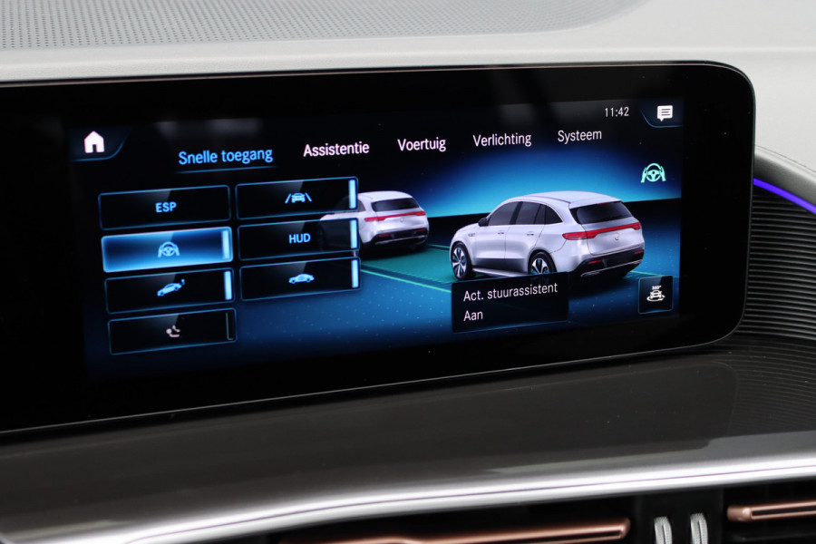 Mercedes-Benz EQC 400 4MATIC AMG Line Premium+ 80 kWh | ex BTW € 34.000,- | Schuifdak | Distronic+ | Memory | Surround Camera | HUD | Leder | Trekhaak | Keyless Go | Augmented Reality | Rijassistentiepakket |