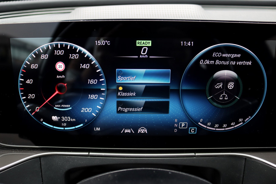 Mercedes-Benz EQC 400 4MATIC AMG Line Premium+ 80 kWh | ex BTW € 34.000,- | Schuifdak | Distronic+ | Memory | Surround Camera | HUD | Leder | Trekhaak | Keyless Go | Augmented Reality | Rijassistentiepakket |