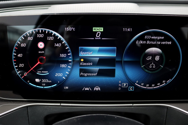 Mercedes-Benz EQC 400 4MATIC AMG Line Premium+ 80 kWh | ex BTW € 34.000,- | Schuifdak | Distronic+ | Memory | Surround Camera | HUD | Leder | Trekhaak | Keyless Go | Augmented Reality | Rijassistentiepakket |