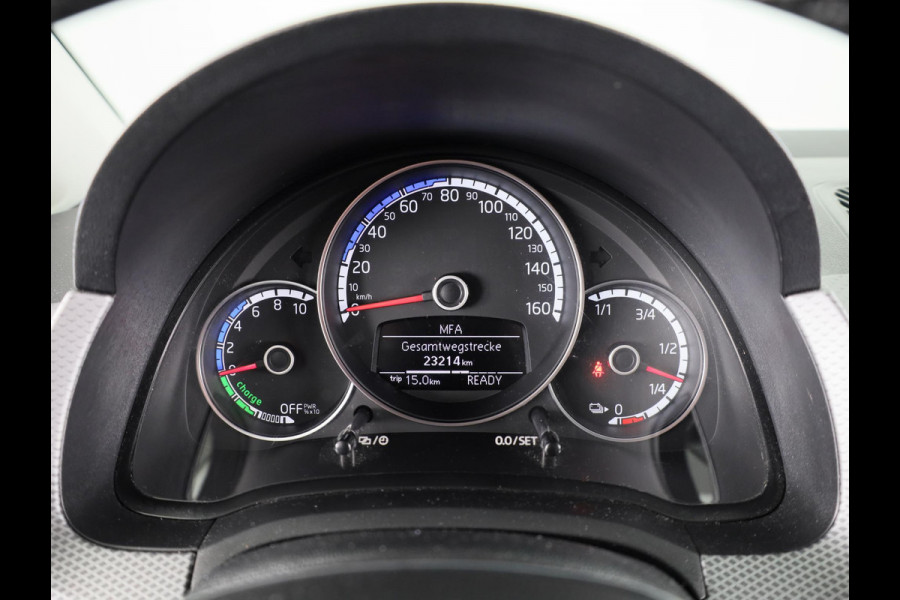 Volkswagen e-Up! e-up! Style Active 83 pk | Navigatie via App | Autom. airco | Cruise control | Achteruitrijcamera | Stoelverwarming |