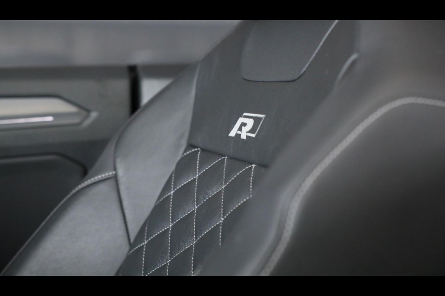 Volkswagen T-Roc Cabrio 1.5 TSI R-Line / AUT / Acc / Digital Cockpit / Lane Assist / Dode Hoek / Leder / Camera / Navi / 20 Inch