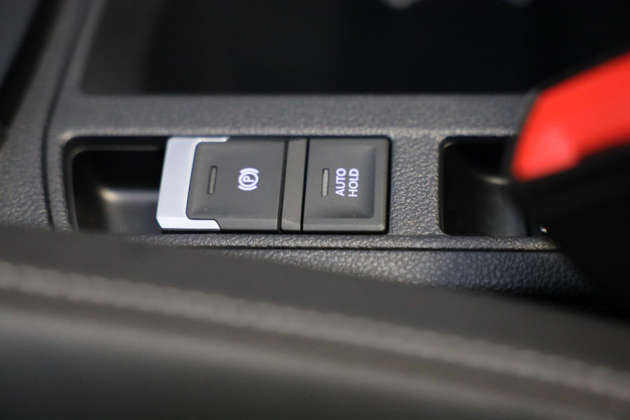 Volkswagen T-Roc Cabrio 1.5 TSI R-Line / AUT / Acc / Digital Cockpit / Lane Assist / Dode Hoek / Leder / Camera / Navi / 20 Inch