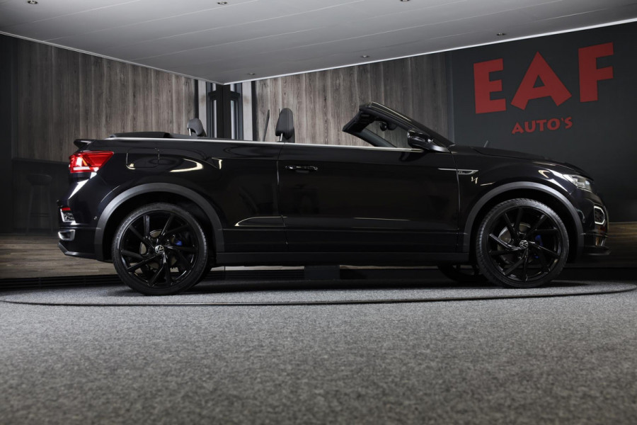 Volkswagen T-Roc Cabrio 1.5 TSI R-Line / AUT / Acc / Digital Cockpit / Lane Assist / Dode Hoek / Leder / Camera / Navi / 20 Inch
