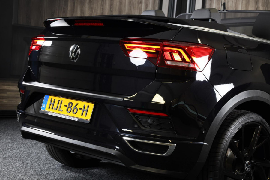 Volkswagen T-Roc Cabrio 1.5 TSI R-Line / AUT / Acc / Digital Cockpit / Lane Assist / Dode Hoek / Leder / Camera / Navi / 20 Inch