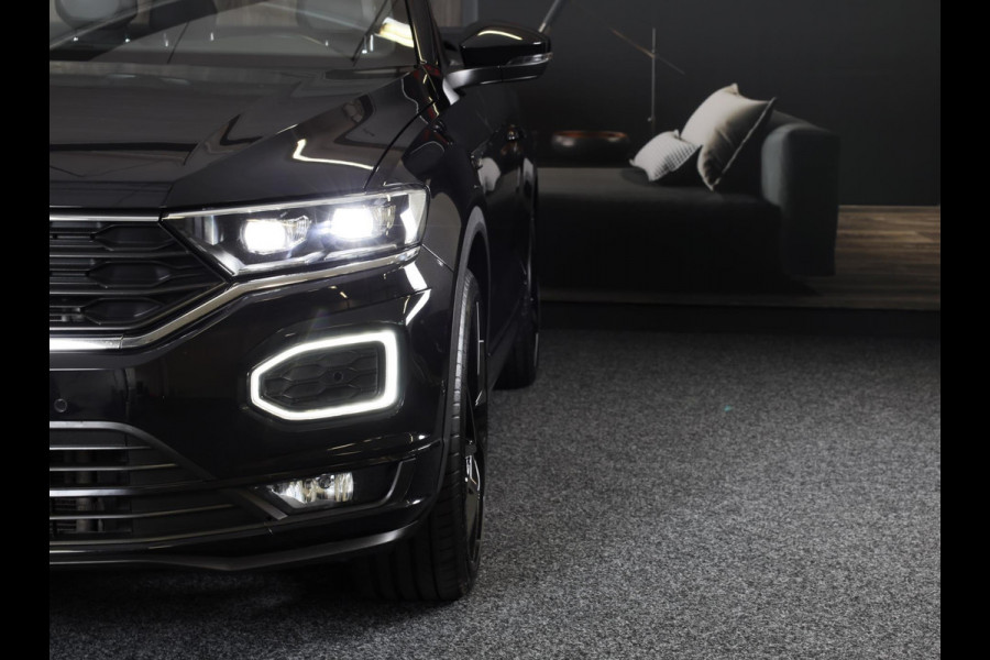 Volkswagen T-Roc Cabrio 1.5 TSI R-Line / AUT / Acc / Digital Cockpit / Lane Assist / Dode Hoek / Leder / Camera / Navi / 20 Inch