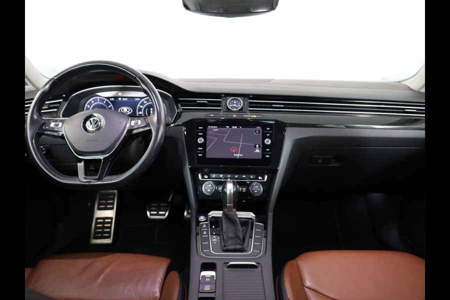 Volkswagen Arteon 1.5 TSI Elegance 150pk DSG| el.trekhaak | Alarm| Leer | 18'LM-velgen| verwarmdevoorruit