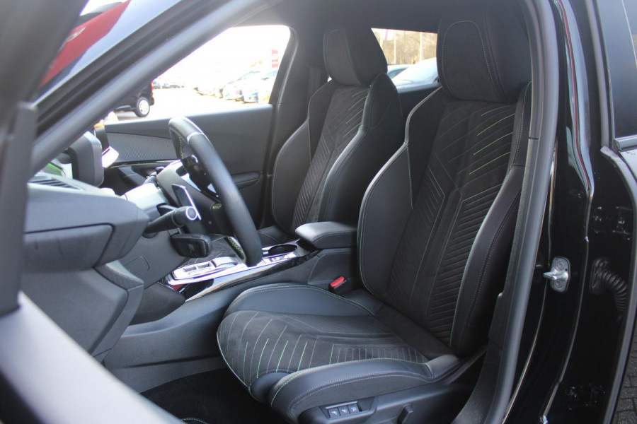Peugeot 2008 1.2 130PK AUTOMAAT GT PACK | NAVIGATIE | ELEKTRISCHE STOELVERSTELLING | MASSAGE STOEL | STOEL VERWARMING | CAMERA VOOR / ACHTER | DRAADLOOS APPLE-CARPLAY / ANDROID-AUTO | DRAADLOOS LADEN | KEYLESS ENTRY / START | DODEHOEK DETECTIE | ADAPTIVE CRUISE CONTROL | ALCANTARA BEKLEDING | PARKEERSENSOREN VOOR EN ACHTER |