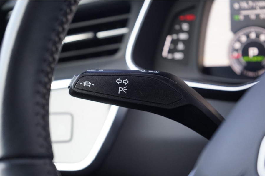 Audi A6 AVANT 45 TFSI Quattro S Line | ACC | PANO | LANE-ASSIST
