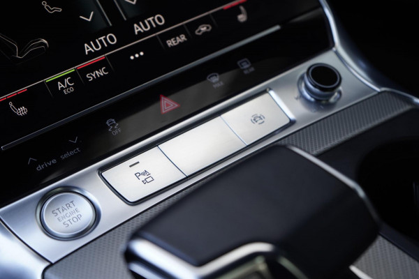 Audi A6 AVANT 45 TFSI Quattro S Line | ACC | PANO | LANE-ASSIST