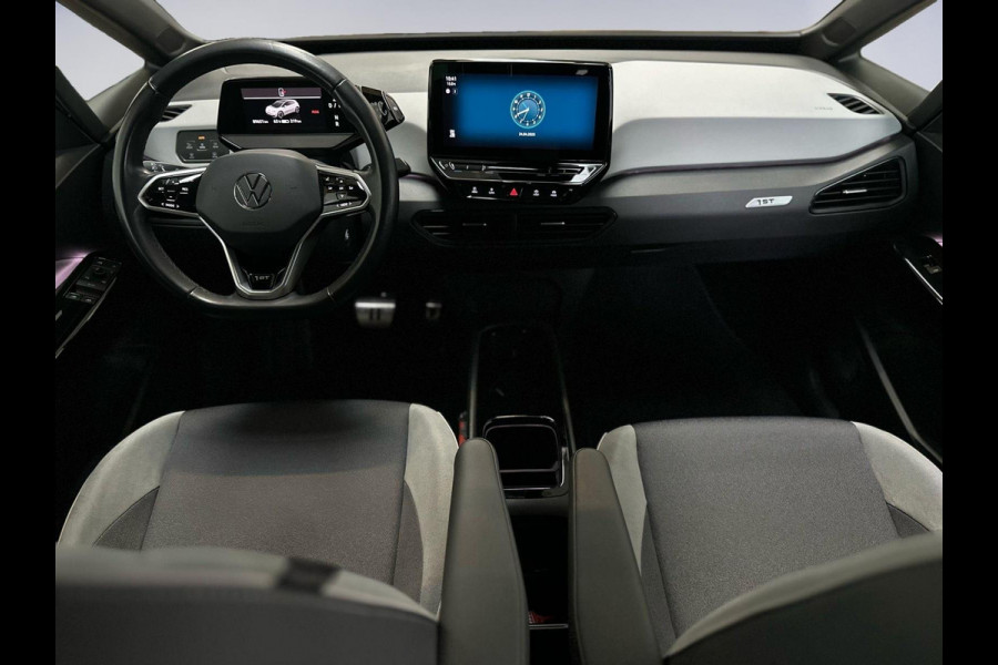 Volkswagen ID.3 First Plus 58 kWh, luxe uitvoering, eerste eigenaar, achteruitrijcamera, Nederlandse auto met nationale auto pas