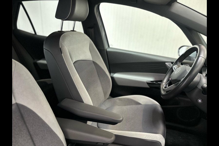 Volkswagen ID.3 First Plus 58 kWh, luxe uitvoering, eerste eigenaar, achteruitrijcamera, Nederlandse auto met nationale auto pas