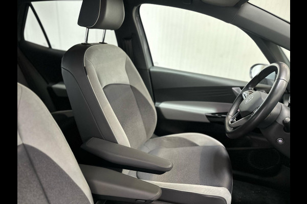 Volkswagen ID.3 First Plus 58 kWh, luxe uitvoering, eerste eigenaar, achteruitrijcamera, Nederlandse auto met nationale auto pas