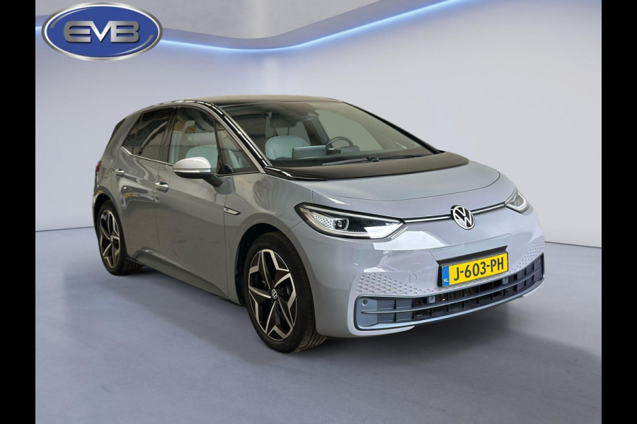 Volkswagen ID.3 First Plus 58 kWh, luxe uitvoering, eerste eigenaar, achteruitrijcamera, Nederlandse auto met nationale auto pas