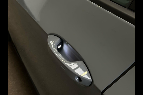 Volkswagen ID.3 First Plus 58 kWh, luxe uitvoering, eerste eigenaar, achteruitrijcamera, Nederlandse auto met nationale auto pas