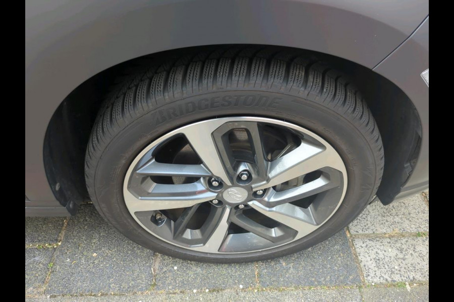 Hyundai Kona EV Fashion 64 kWh NL-AUTO| NAVI | HOGE INSTAP