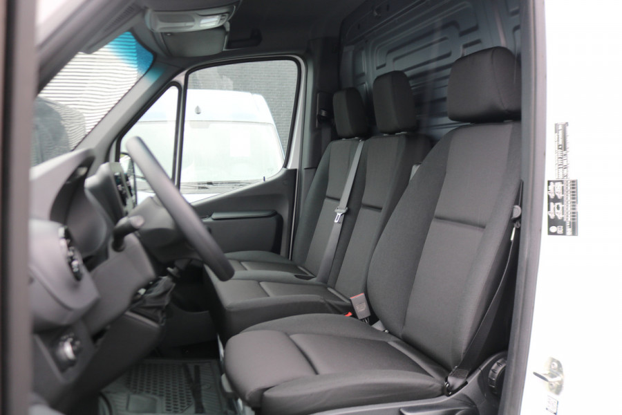 Mercedes-Benz Sprinter 317 CDI L3 H2 Airco Mbux Camera