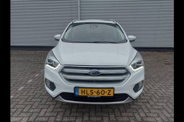 Ford Kuga 1.5 EcoBoost Titanium ,airco,cruise,parkeersensoren,navigatie/camera,afneembaretrekhaak,