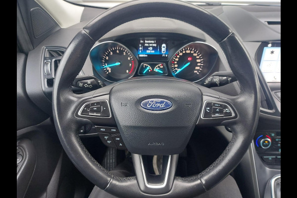 Ford Kuga 1.5 EcoBoost Titanium ,airco,cruise,parkeersensoren,navigatie/camera,afneembaretrekhaak,