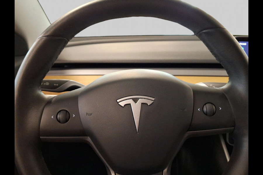 Tesla Model 3 Standard RWD Plus 60 kWh