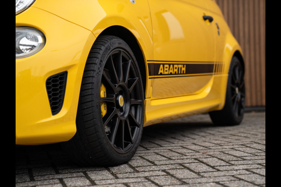 Abarth 595 C Competizione | Automaat | Sabelt stoelen | Carbon stuur | 18 inch | Xenon