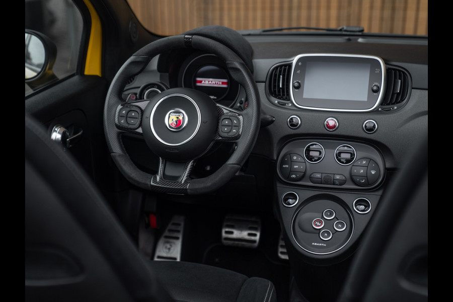 Abarth 595 C Competizione | Automaat | Sabelt stoelen | Carbon stuur | 18 inch | Xenon