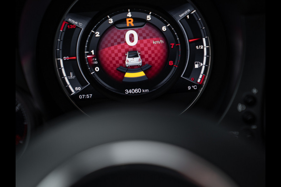 Abarth 595 C Competizione | Automaat | Sabelt stoelen | Carbon stuur | 18 inch | Xenon