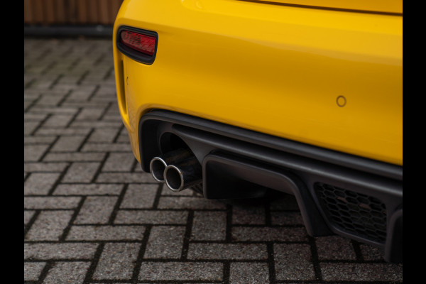 Abarth 595 C Competizione | Automaat | Sabelt stoelen | Carbon stuur | 18 inch | Xenon