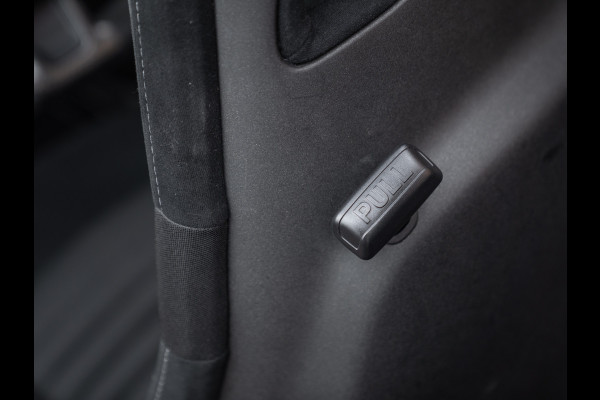 Abarth 595 C Competizione | Automaat | Sabelt stoelen | Carbon stuur | 18 inch | Xenon