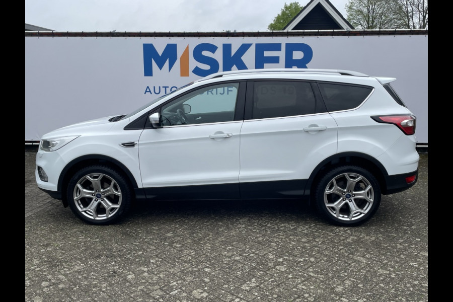 Ford Kuga 1.5 EcoB. Titanium TREKHAAK/PANO/CAMERA/ELEKTR.ACHTERKLEP/XENON