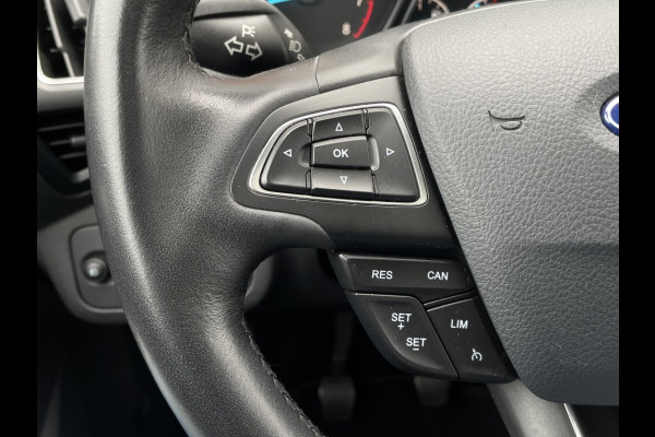 Ford Kuga 1.5 EcoB. Titanium TREKHAAK/PANO/CAMERA/ELEKTR.ACHTERKLEP/XENON