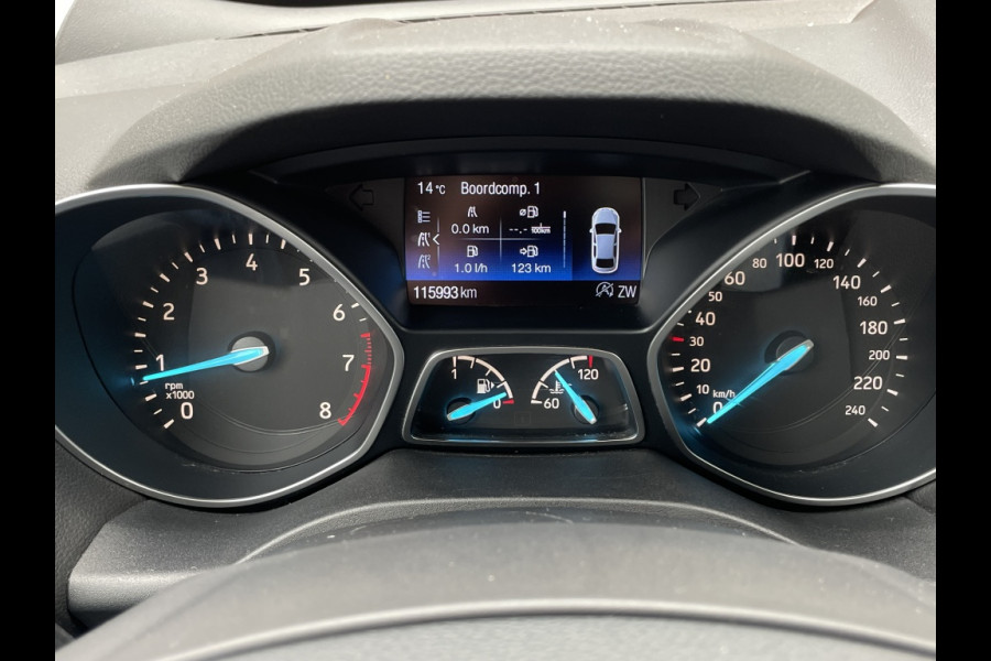 Ford Kuga 1.5 EcoB. Titanium TREKHAAK/PANO/CAMERA/ELEKTR.ACHTERKLEP/XENON