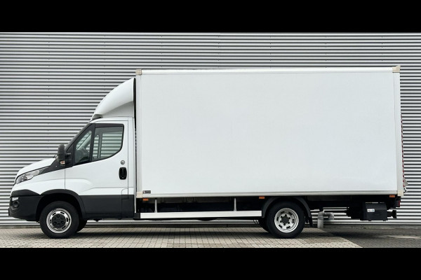 Iveco Daily 35C18 3.0 180pk Bakwagen met laadklep Automaat