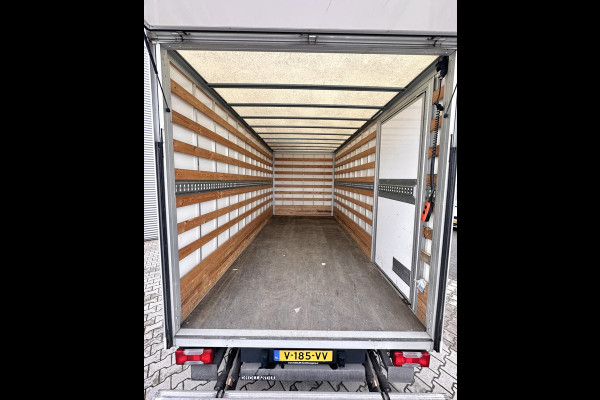 Iveco Daily 35C18 3.0 180pk Bakwagen met laadklep Automaat